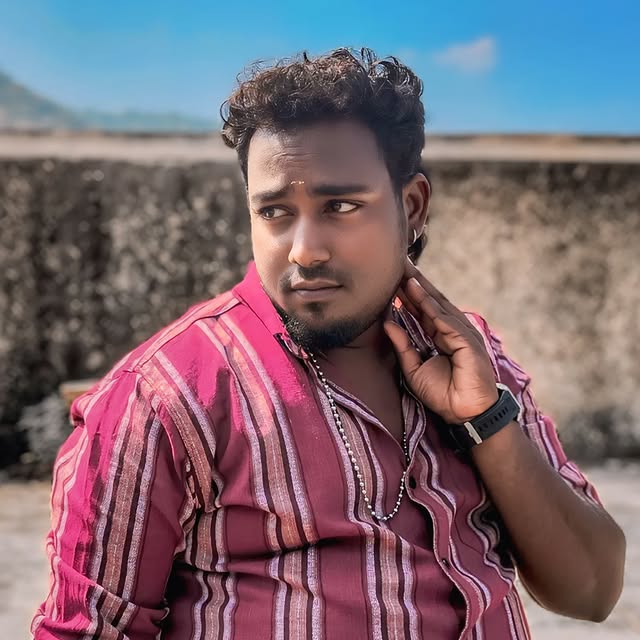 DataDoc Dylan (myfoxny.lens) Lens social identity (.lens handle) PFP