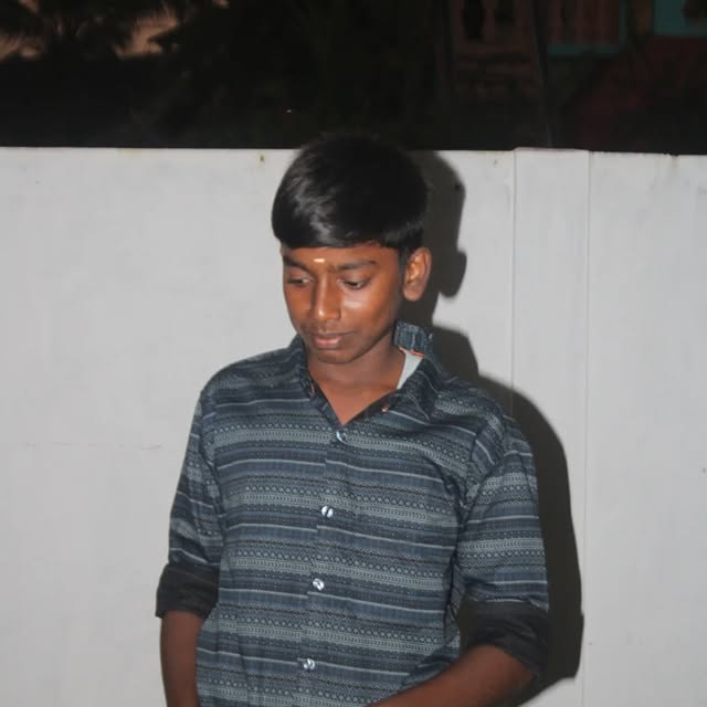 Fiona Tessier (yielm.lens) Lens social identity (.lens handle) PFP