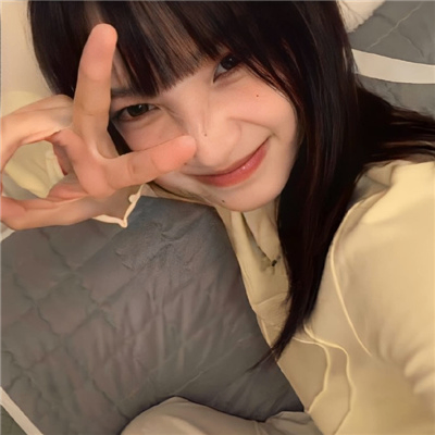 simple (simplez.lens) Lens social identity (.lens handle) PFP