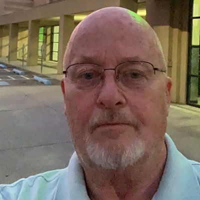 stenzel_gary (stenzelgary.lens) Lens social identity (.lens handle) PFP