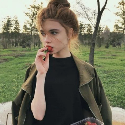 Donna (rriri3.lens) Lens social identity (.lens handle) PFP