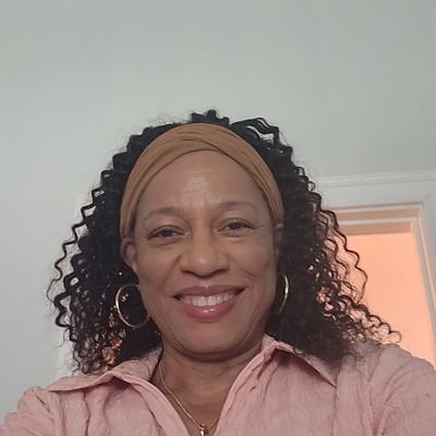 politicques (politicques.lens) Lens social identity (.lens handle) PFP