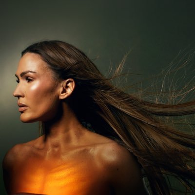 VITAA (vitaa.lens) Lens social identity (.lens handle) PFP