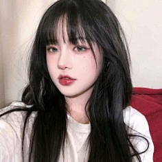 Chaya Rebecca (trfvgyu.lens) Lens social identity (.lens handle) PFP