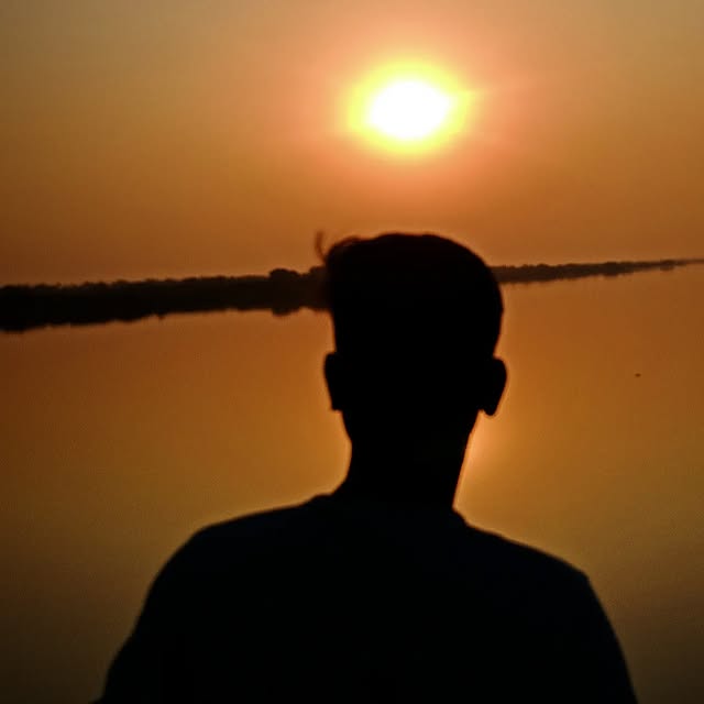 Elara Gruenewald (biphysics.lens) Lens social identity (.lens handle) PFP