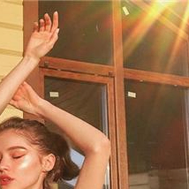 LydiaTaylor (owenriveras.lens) Lens social identity (.lens handle) PFP