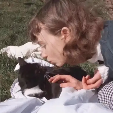 Charlotte Hoover (q2e5fg3f22.lens) Lens social identity (.lens handle) PFP