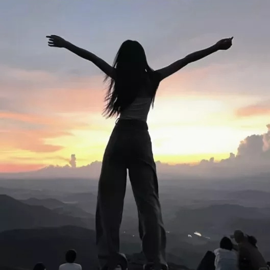 Betsy (lucyhunter.lens) Lens social identity (.lens handle) PFP