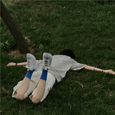 Olga Lou(ie) (kkkkki.lens) Lens social identity (.lens handle) PFP