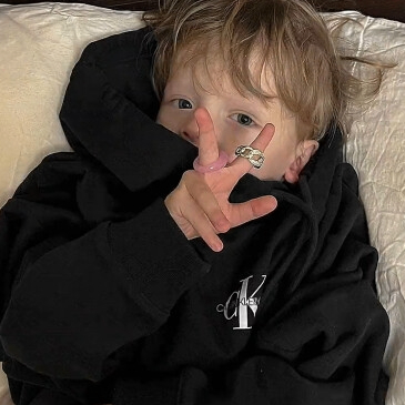 Zoe Stella (uuuuaa.lens) Lens social identity (.lens handle) PFP