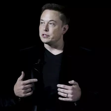 Elonz (elonz.lens) Lens social identity (.lens handle) PFP