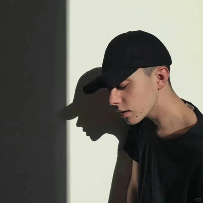 oiujhn (ernestll.lens) Lens social identity (.lens handle) PFP