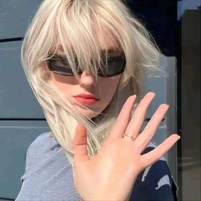 Donna (verityla.lens) Lens social identity (.lens handle) PFP