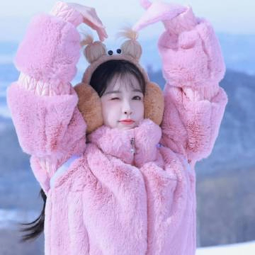 bnc fg xcvb (marlowecrowan.lens) Lens social identity (.lens handle) PFP