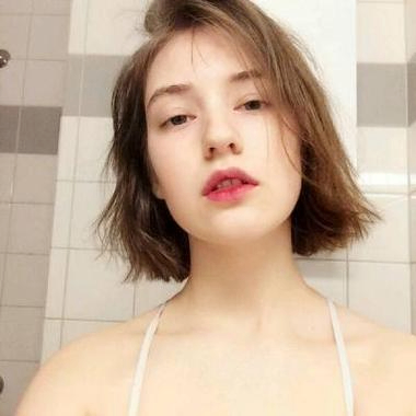 Birdie Strand (abreumakay.lens) Lens social identity (.lens handle) PFP