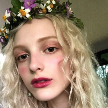 Elliot Lucia (yyymbc.lens) Lens social identity (.lens handle) PFP