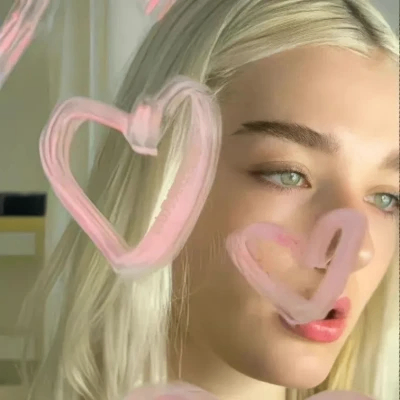 Geraldine (geraldinene.lens) Lens social identity (.lens handle) PFP