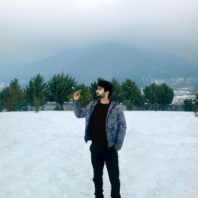 Avery Thorne (smaato.lens) Lens social identity (.lens handle) PFP