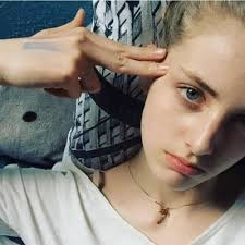 Basil Emily (fffh58sd.lens) Lens social identity (.lens handle) PFP