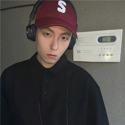 Maxine Kipling (iiiiir.lens) Lens social identity (.lens handle) PFP