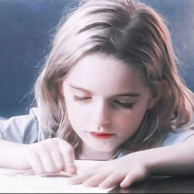 EthanWyatt (charlottegrace.lens) Lens social identity (.lens handle) PFP