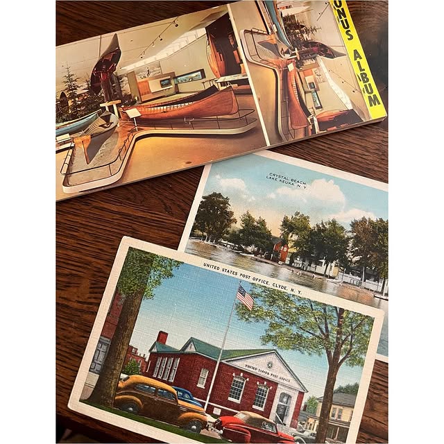 The Sovereign Scholar (kameleoon.lens) Lens social identity (.lens handle) PFP