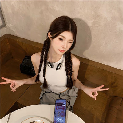 curtain (curtainz.lens) Lens social identity (.lens handle) PFP