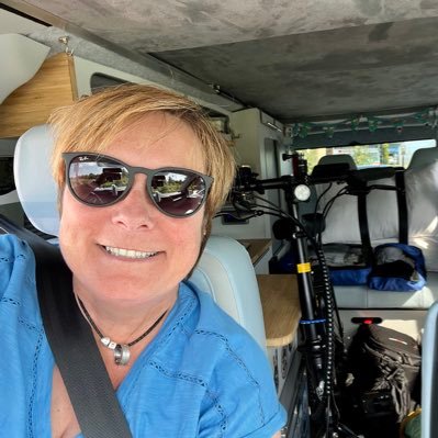 CamperVanya (campervanya.lens) Lens social identity (.lens handle) PFP