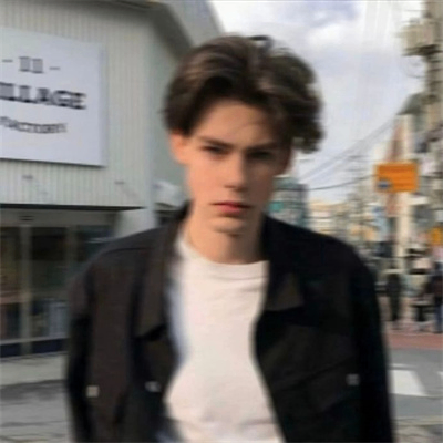 Levi Turner (wwwwwxx.lens) Lens social identity (.lens handle) PFP