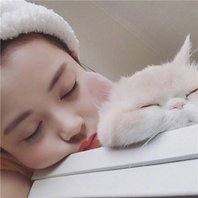 Yvette Thorndike (jjjjjt.lens) Lens social identity (.lens handle) PFP