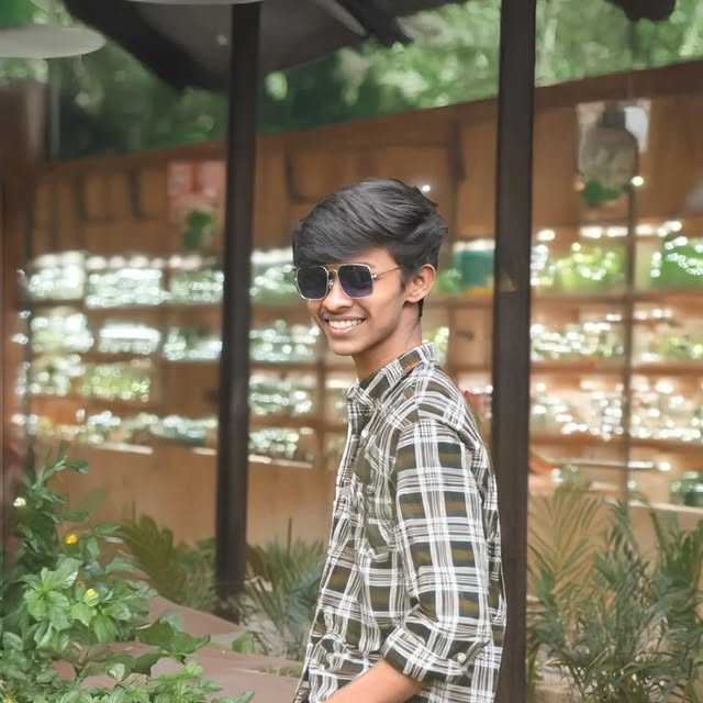 SmartLink Innovator (tbliab.lens) Lens social identity (.lens handle) PFP