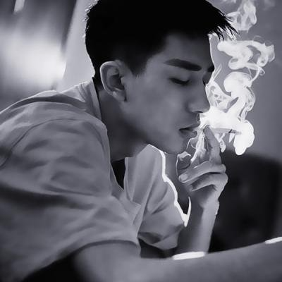 roxanama (roxanama.lens) Lens social identity (.lens handle) PFP