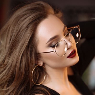 LizSambrano1 (lizsambrano1.lens) Lens social identity (.lens handle) PFP