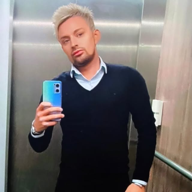 CineBuzz Aficionado (sascdn.lens) Lens social identity (.lens handle) PFP