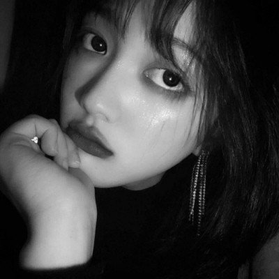 amber (teneroq.lens) Lens social identity (.lens handle) PFP