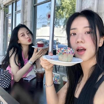 wdx vcgdcv (everestatlas.lens) Lens social identity (.lens handle) PFP