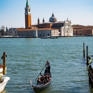 Aaron (688889.lens) Lens social identity (.lens handle) PFP