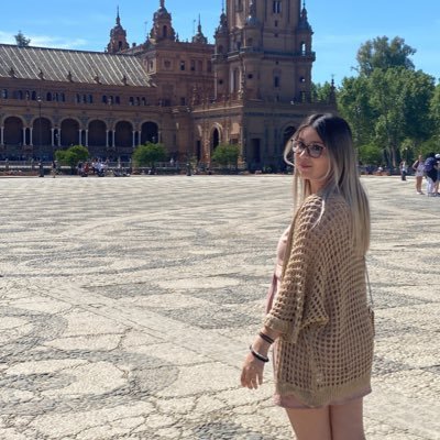 aliciamotilla23 (aliciamotilla23.lens) Lens social identity (.lens handle) PFP