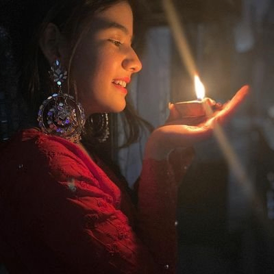 sri (sristy.lens) Lens social identity (.lens handle) PFP