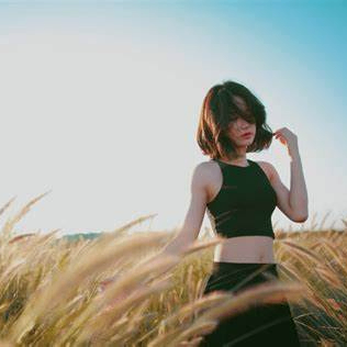 Max Bush (yyyyyx.lens) Lens social identity (.lens handle) PFP