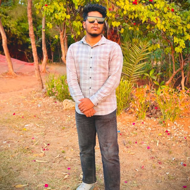 Liberty Arbiter (realmedia.lens) Lens social identity (.lens handle) PFP