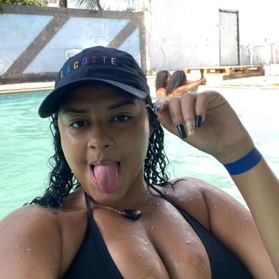 annacarol_04 (annacarol04.lens) Lens social identity (.lens handle) PFP