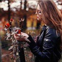 Claire (hntraqw.lens) Lens social identity (.lens handle) PFP