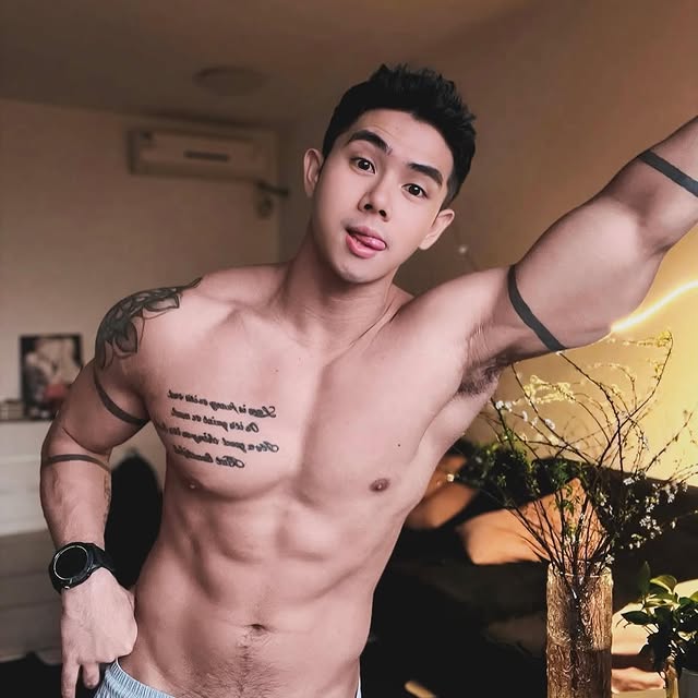 Freedom's Forge (tirerack.lens) Lens social identity (.lens handle) PFP