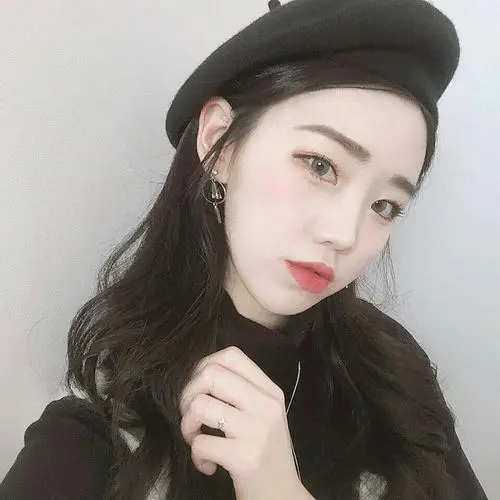 Luther Theresa (cccrr.lens) Lens social identity (.lens handle) PFP