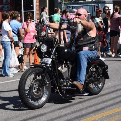 stoneluvzbeer (stoneluvzbeer.lens) Lens social identity (.lens handle) PFP