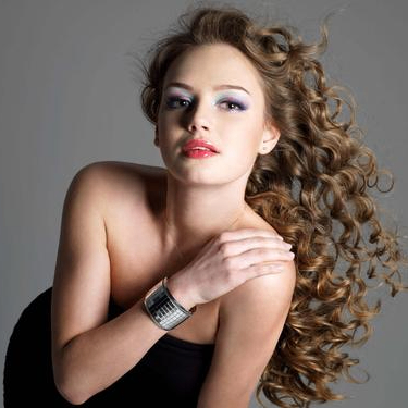 Marian Defoe (mariandefoe.lens) Lens social identity (.lens handle) PFP