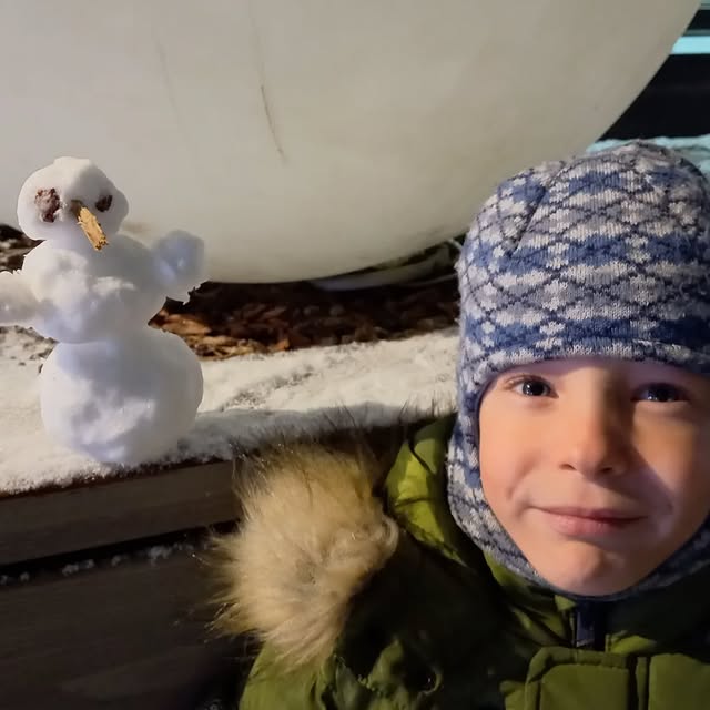 Pixel Sage (domobile.lens) Lens social identity (.lens handle) PFP