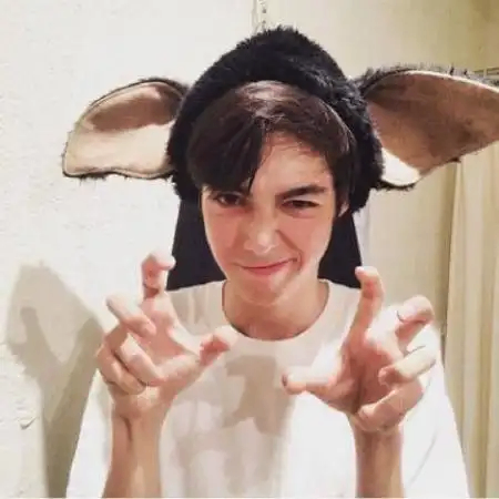 Ivan Beard (fg8h95j25t.lens) Lens social identity (.lens handle) PFP