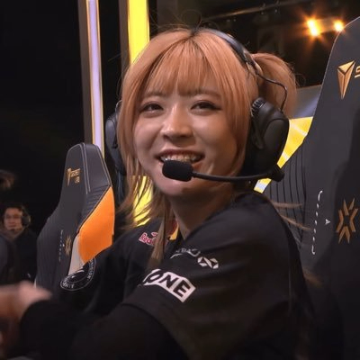 Suzu (paofmsha.lens) Lens social identity (.lens handle) PFP